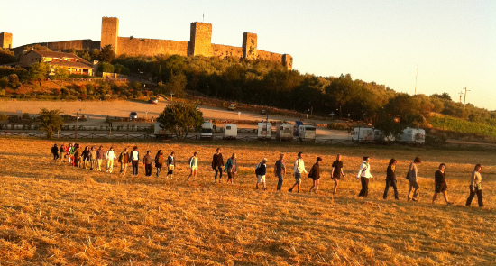 Camminata all'alba, Monteriggioni