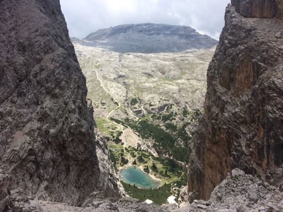 laghetto in fondo alla valle