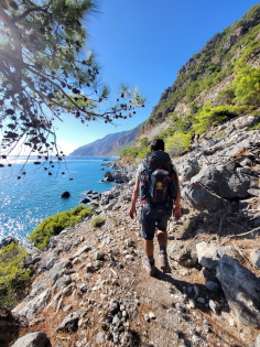 Creta, un cammino leggero e profondo